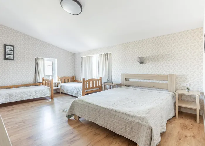 בית הארחה 7 Sakalai