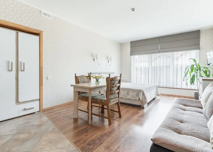 בית הארחה 7 Sakalai 3*