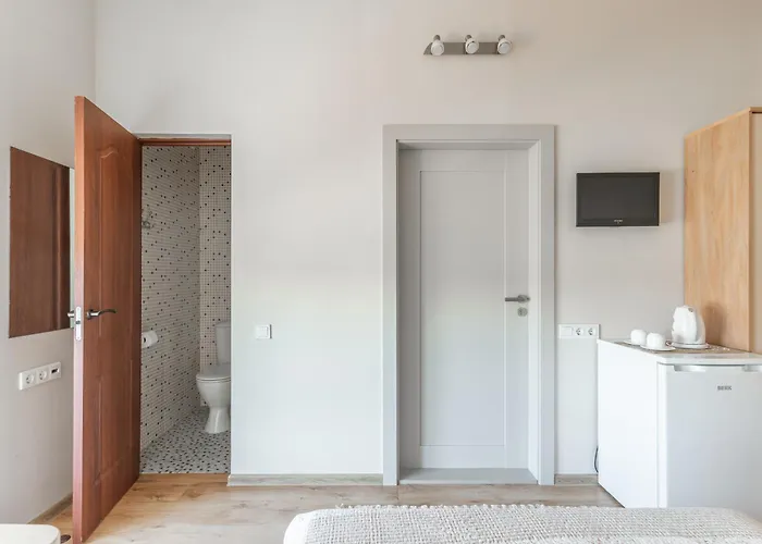 7 Sakalai בית הארחה פלאנגה